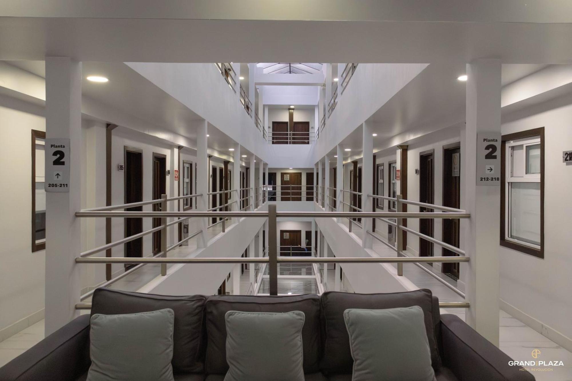 Hotel Grand One Plaza Tijuana Exterior foto